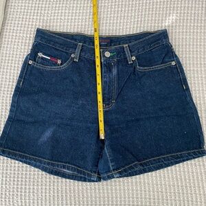 Vintage Tommy Hilfiger shorts